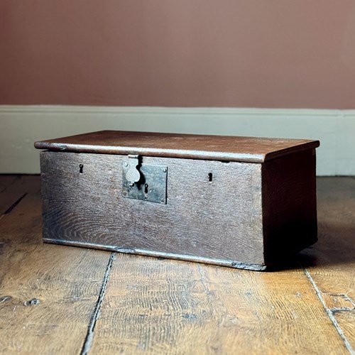 Small 18Th Century Oak Church Wardens Chest