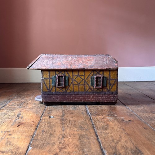 Charming Folk Art Hand Painted Dog Kennel