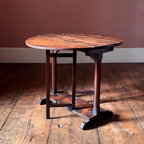 18Th Century English Oak Gateleg Table