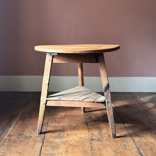 Attractive 19Th Century Cricket Table