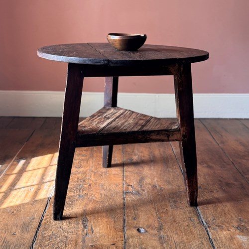 19Th Century Welsh Pine Cricket Table