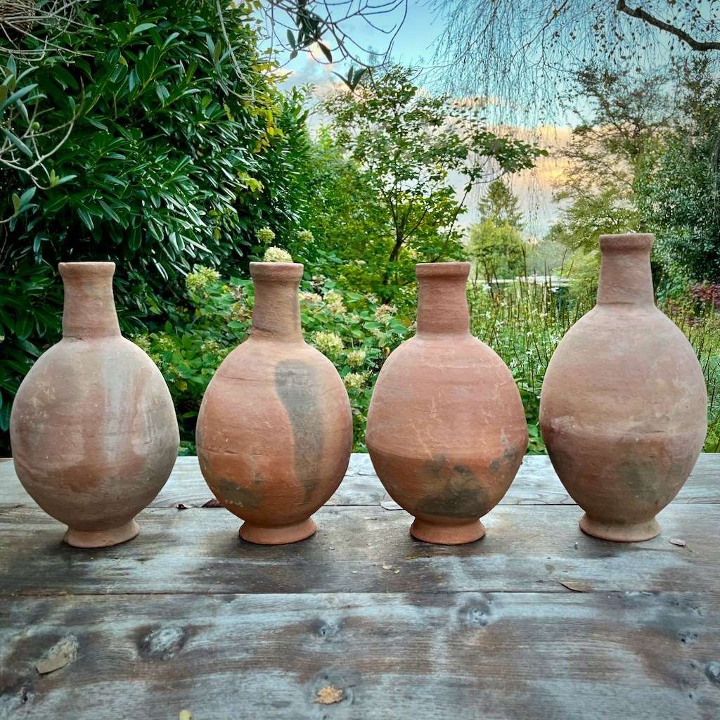 https://decorativecollective.blob.core.windows.net/product-images/feraland-moroccan-terracotta-olla-pots---1-main-638354897236375576_large.jpeg