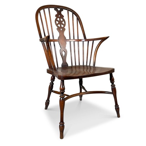 Elm And Ash Bowed Splat Back Windsor Carver Chair