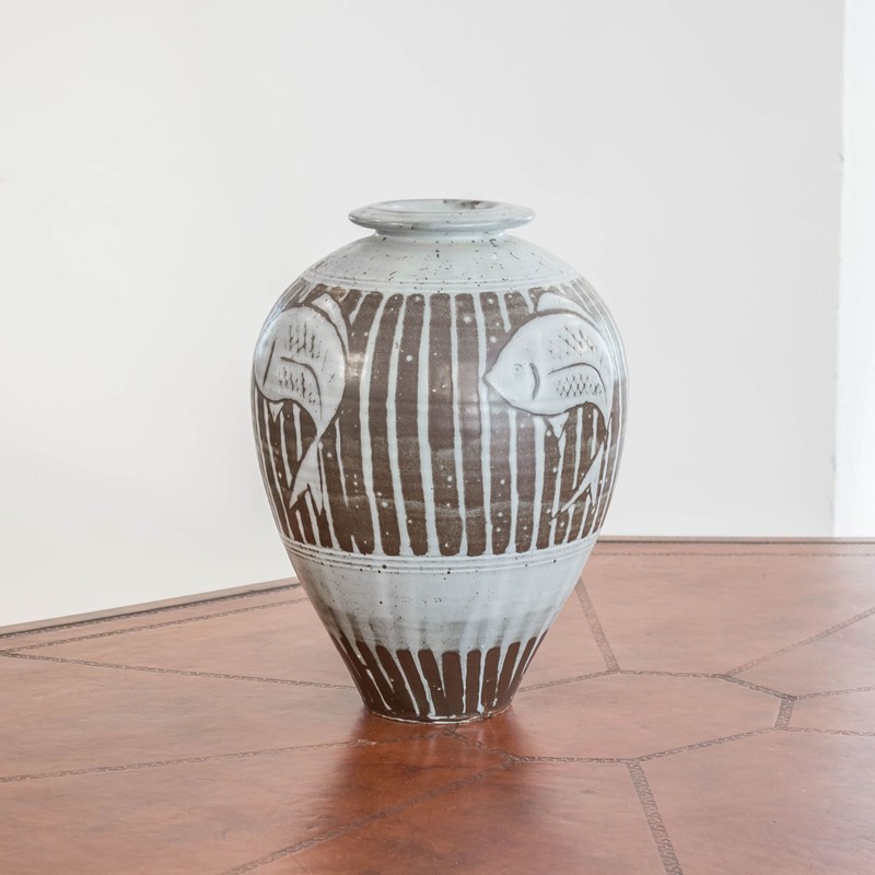 A large studio pottery vase by Tony Dasent-foster-and-gane-dasent2-main-636940532612520404.jpg