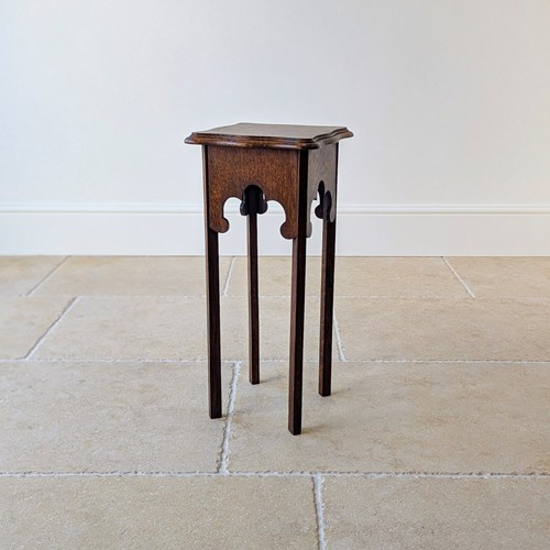 Antique Arts & Crafts Oak Plant Stand C.1910