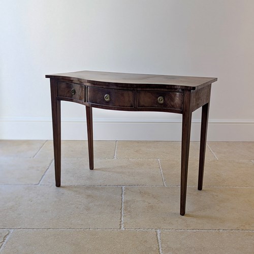 Antique Georgian Mahogany Serpentine Side Table C.1800