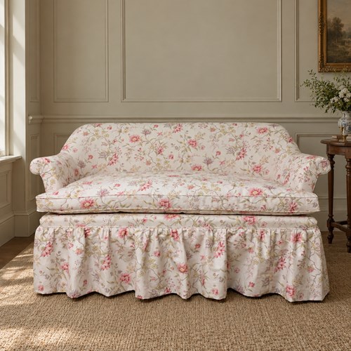 Bespoke Handmade Small Antique-Style Clovelly Sofa