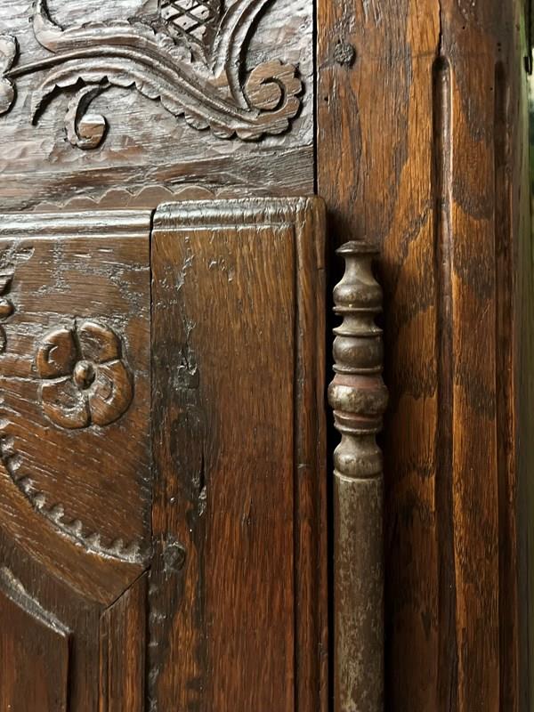 18Th Century French Carved Oak Cupboard -french-loft-img-8862-main-638336601618710005.jpeg