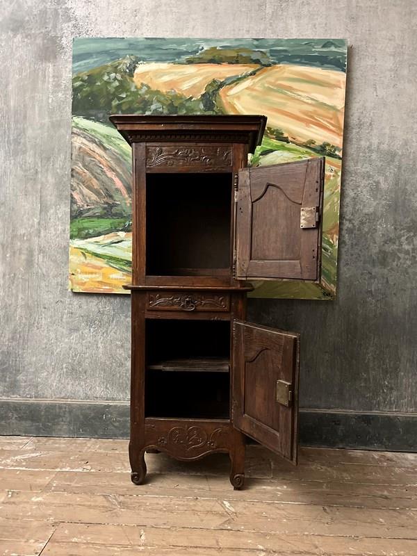 18Th Century French Carved Oak Cupboard -french-loft-img-8866-main-638336602182272781.jpeg