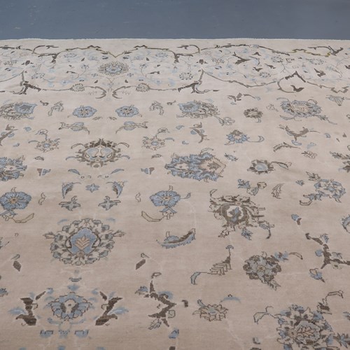 Minimalist Mid-Century Kashan Carpet