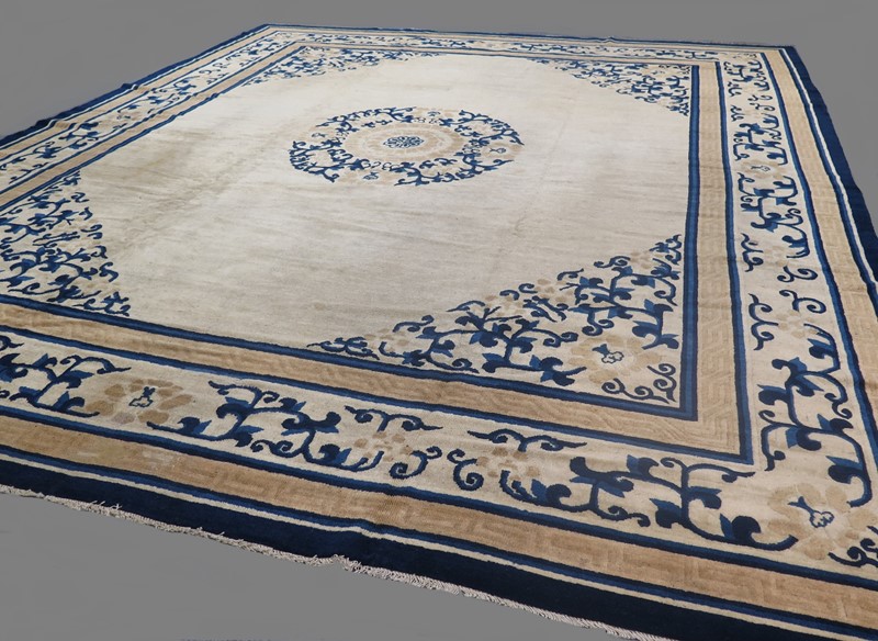 Antique Peking carpet-gallery-yacou-A25425-main-636760812857030766.JPG