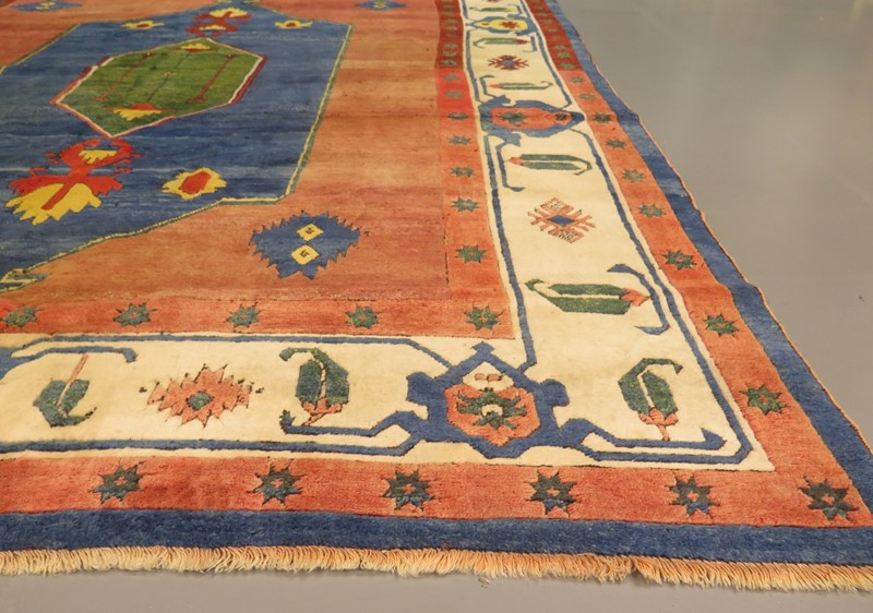 Anatolian carpet of Serapi design-gallery-yacou-a26656-2-main-637300143837444260.jpg