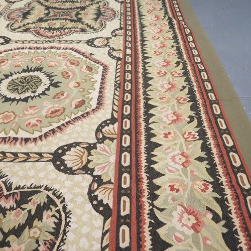 Fine Aubusson Carpet, Of Savonnerie Design
