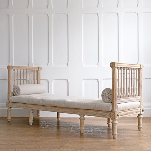 Exceptional Gustavian Daybed