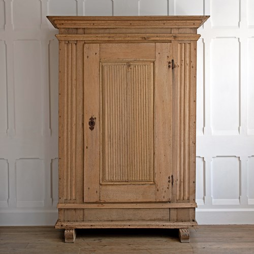 Northern European Oak Cabinet