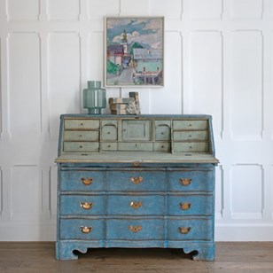 Scandinavian Serpentine Bureau