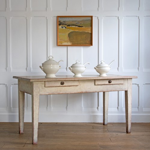 Gustavian Farmhouse Table
