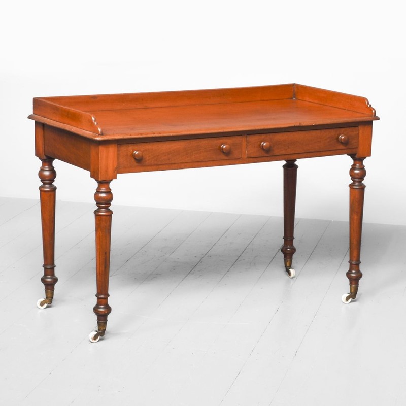Attractive Mid Victorian Mahogany Side Table-georgian-antiques-1-gan-2639-main-637907603417259235.jpeg