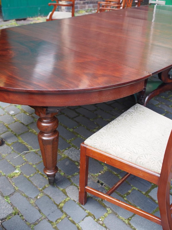 Unusual Victorian Mahogany Extending Dining Table-georgian-antiques-11-11-antiquediningtable-1629900189msnmf-main-637655937900037272.jpeg