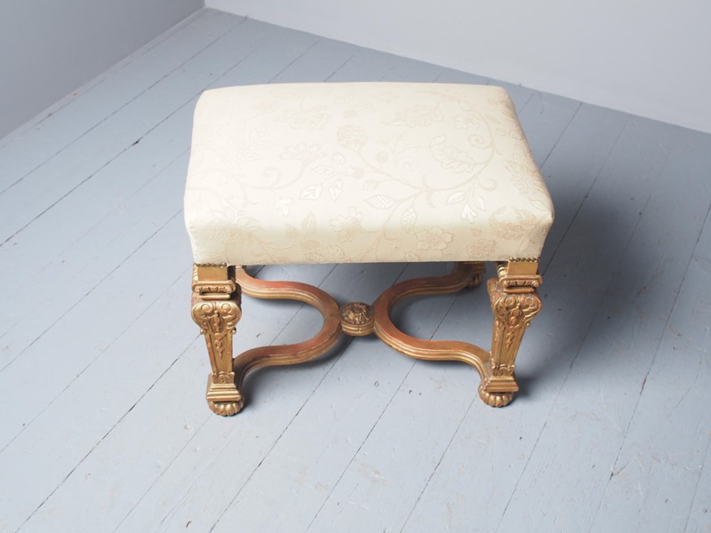 Antique Carved Giltwood Baroque Style Stool-georgian-antiques-9-main-637601382999011470.jpg