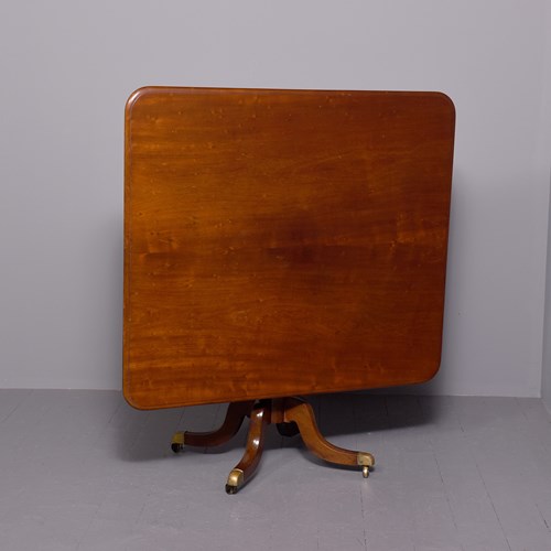 A Regency Rectangular Snap-Top Breakfast Table