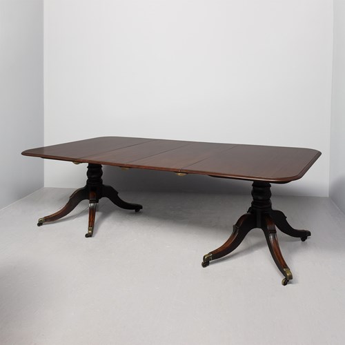 George IV Mahogany Dining Table With 2 Extra Leaves