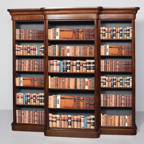 Victorian Mahogany Breakfront Open Bookcase In Three Sections, Each With 5 Adjus