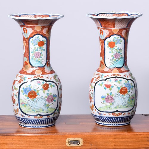 Pair Of Impressive Large Hand-Painted Japanese Meji Period Kutani Vases