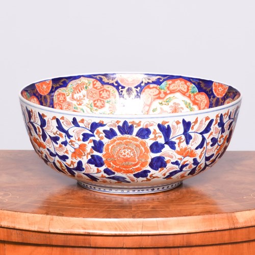 Large Meji Period Hand-Painted Imari Bowl In Excellent Order