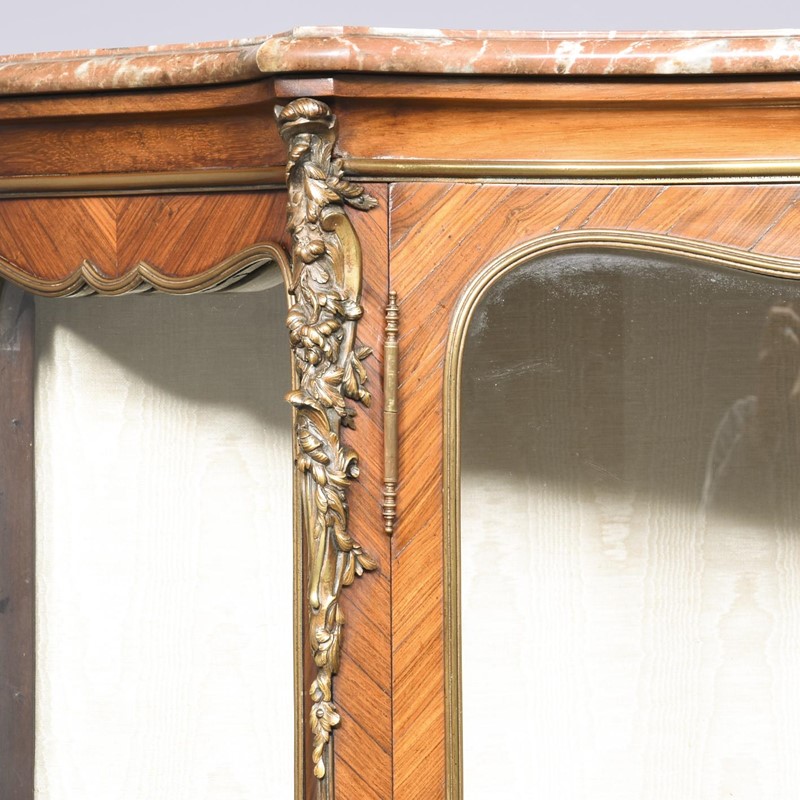 French Kingwood, Serpentine-Front Display Cabinet-georgian-antiques-gan-4229-1636462809gpzkp-main-637723172812347314.jpg
