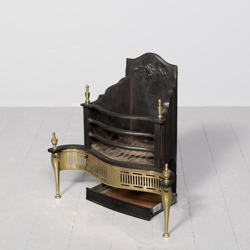 George III Style Serpentine Fronted Fire Grate 