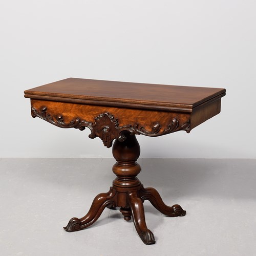 Quality William IV Mahogany Fold-Over Table