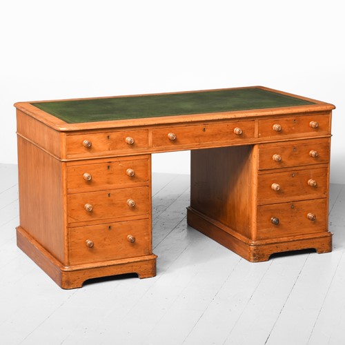Victorian Pine Knee-Hole Free-Standing Desk