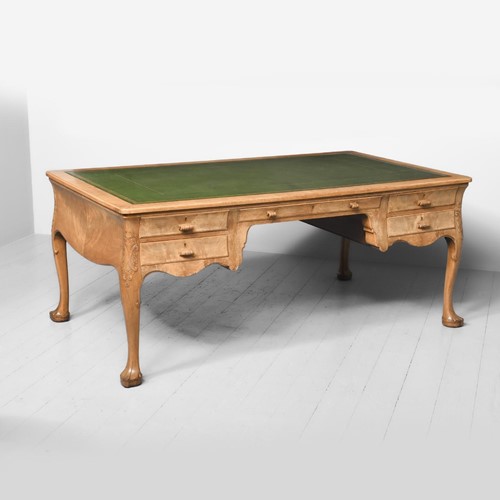 Whytock & Reid Walnut Partners Desk/Library Table