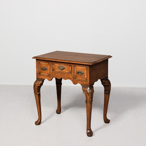 Quality George II Style Crossbanded Oak Lowboy In Perfect Condition