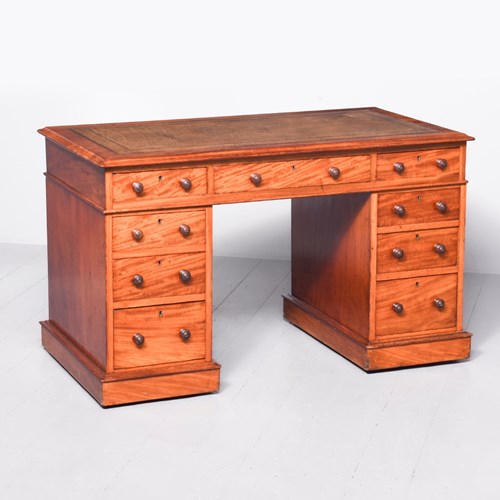 Victorian Mahogany Pedestal Desk