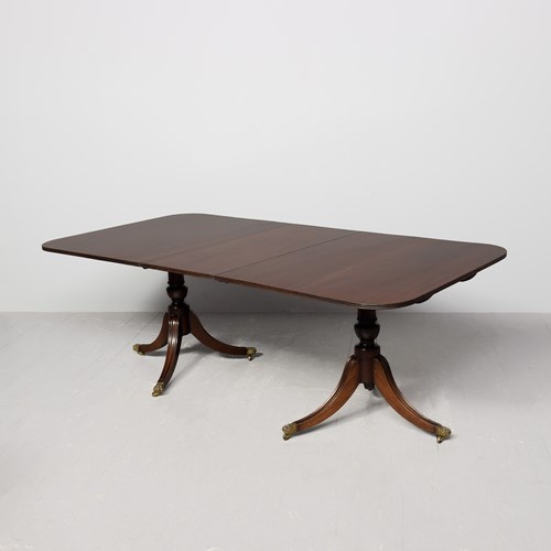 Regency Style Twin Pillar Dining Table Plus 1 Extra Leaf