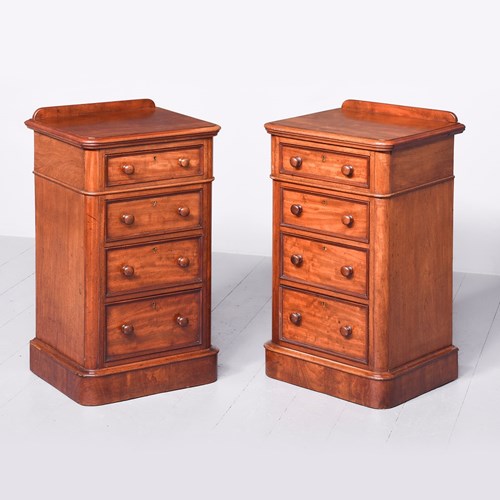 Pair Of Exceptional Quality Victorian Mahogany Small Chest Of Drawers