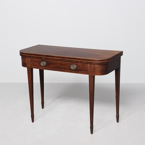Elegant, Inlaid Mahogany George III Fold-Over Tea Table/Side Table
