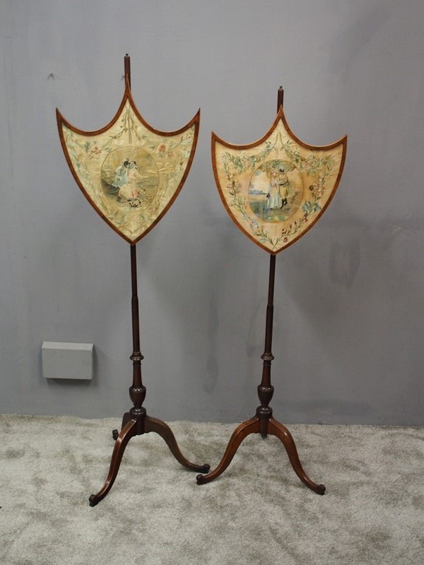 Pair of Late George III Mahogany Pole Screens-georgian-antiques-p7232329-main-637357979312467282.JPG
