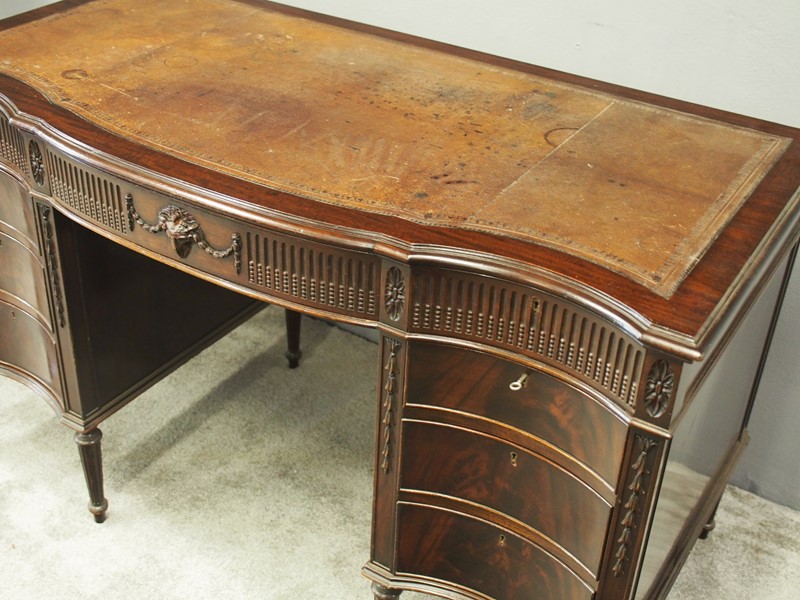 Adams Style Mahogany Desk-georgian-antiques-p9233361-main-637422668534080243.JPG