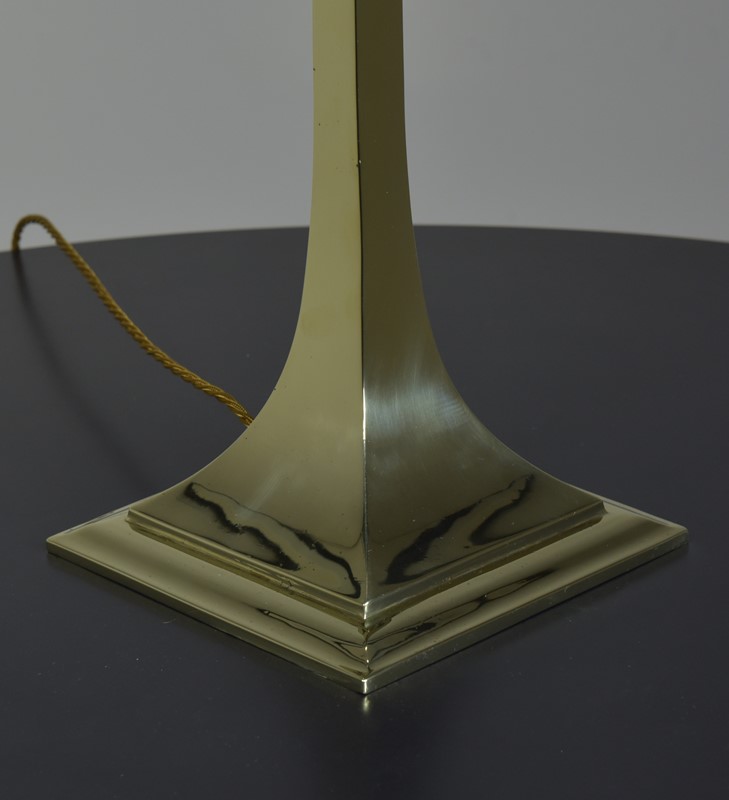 Antique Bronze Lamp by Revo-haes-antiques-dsc-2221cr-fm-main-637249153178829320.jpg