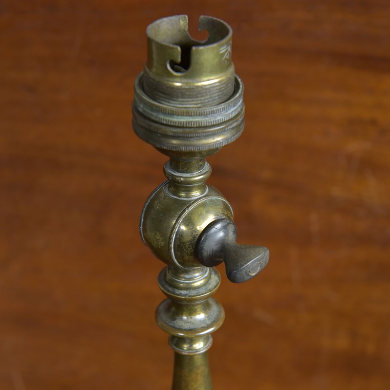 Antique Paw Footed Brass Lamp -haes-antiques-dsc-3193cr-main-638054389982673174.jpg