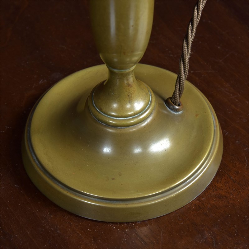 Antique Best & Lloyd Brass Lamp-haes-antiques-dsc-4336cr-main-638058641164491795.jpg