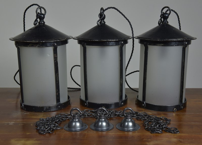 Antique Church Lanterns-haes-antiques-dsc-6544cr-fm-main-637540289873941119.jpg