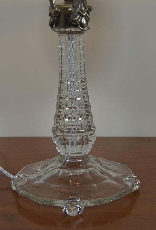 Antique Glass Lamp & Shade-haes-antiques-dsc-7560cr-main-637589479267197510.jpg