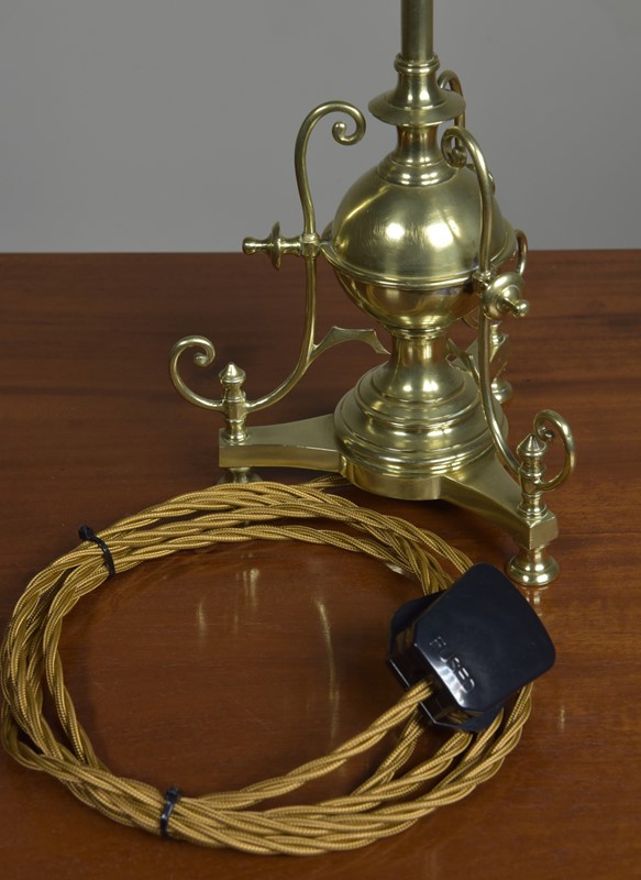Aesthetic period brass table lamp-haes-antiques-dsc-9173cr-fm-main-637073782295445280.jpg