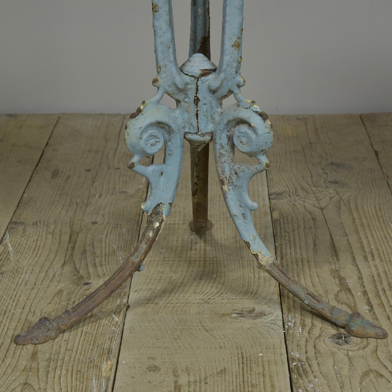 Antique Tri-footed Cast Iron Table-haes-antiques-dsc-9464cr-main-637916042297886410.jpg