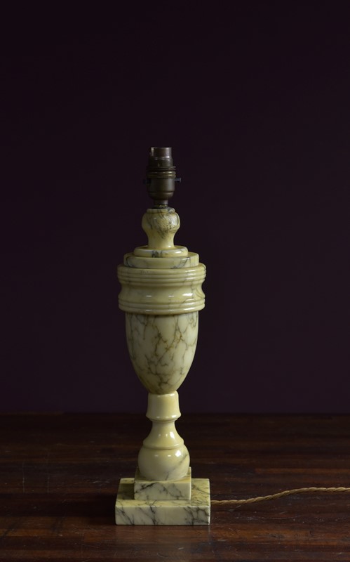 Baluster Alabaster Lamp-haes-antiques-dsc-9667cr-main-637897160701760054.jpg