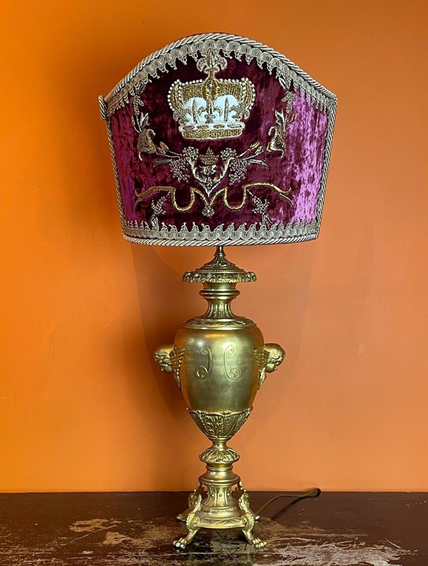Antique French Gilt Metal Lamp With Bullion Shade-hand-of-glory-1-06557d7c-16b4-4a92-be68-ea8ad43e1397-1-201-a-main-638046213763425630.jpeg